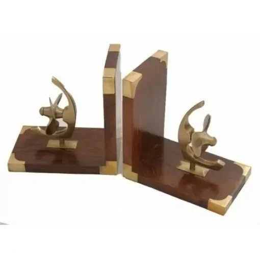 Nautical Gifts - Propellers Book Stand - 100NA product image