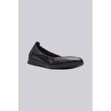 Clarks Jenette Ease Ballet Shoe - Black - 5 / 35 - Clarks product image
