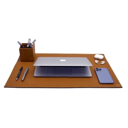 Collection Armand - Cinnamon Leather Desk Pad - Size M -   60,0cm x  40,0cm - Weight : 710 Gr - Gordon & Gaia product image