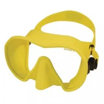 Beuchat - Maxlux S Yellow Diving Mask - CE Certified product image