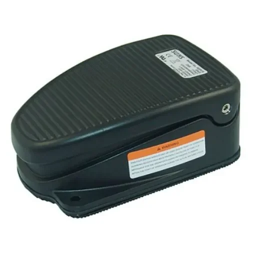 RS PRO Medium Duty Latching Foot Switch - Die Cast Zinc Case Material, SP-CO, 20 A Contact Current, 125V Contact Voltage - 1253708 product image