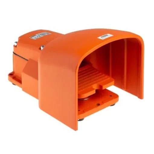 RS PRO Momentary Foot Switch - Cast Iron Case Material, DP-CO, 20 A Contact Current, 125V Contact Voltage - 1253710 product image