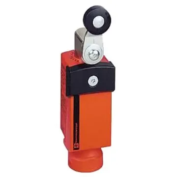 Telemecanique Sensors XCSP Series Roller Lever Limit Switch, 2NC/1NO, IP66, IP67, 3P, Plastic Housing - XCSP3918P20 product image