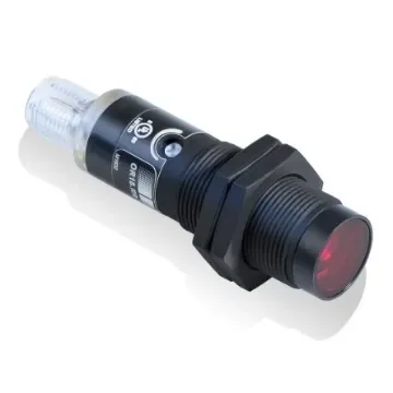 Baumer Retroreflective Photoelectric Sensor, Barrel Sensor, 4.5 m Detection Range - OR18.RR-PW1P.71O product image