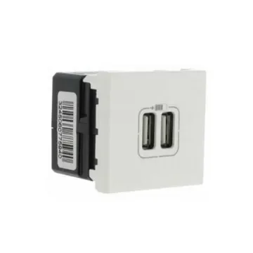 Legrand Mosaic White 1 Gang USB Socket, 1500mA, Indoor Use - 0 775 94 product image