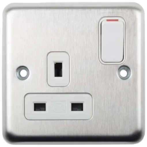 MK Electric Silver 1 Gang Plug Socket, 2P+E Poles, 13A, Type G - British - K2958BSS product image