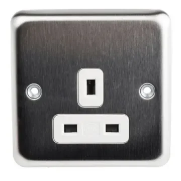 MK Electric Silver 1 Gang Plug Socket, 2P+E Poles, 13A, Type G - British - K732BSS product image