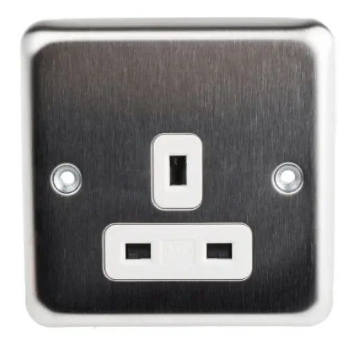MK Electric Silver 1 Gang Plug Socket, 2P+E Poles, 13A, Type G - British - K732BSS product image