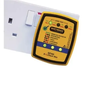 Martindale Socket Tester 13A 230V ac CAT II 300 V - EZ165 product image