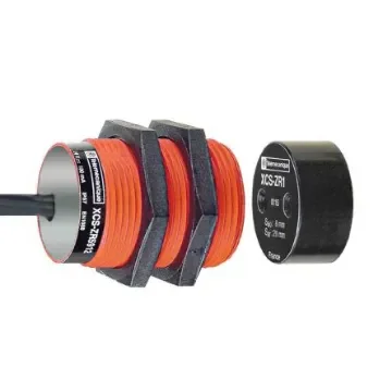 Telemecanique Sensors XCSDMR Series Magnetic Non-Contact Safety Switch, 24V dc, Thermoplastic Housing, NO/NC, 10m Cable - XCSDMR59010 product image