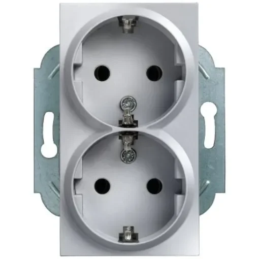 Siemens 2 Gang Plug Socket, 16A, Indoor Use - 5UB2212-4 product image