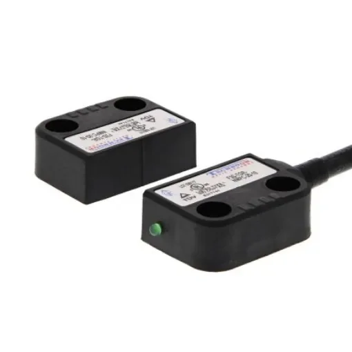 Omron F3S Series Magnetic Non-Contact Safety Switch, 24V dc, Polyester Housing, 2NC, 10m Cable - F3S-TGR-NMPC-20-10 product image