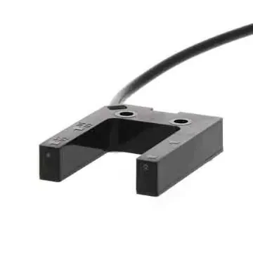 Omron Through Beam Photoelectric Sensor, Fork Sensor, 25 mm Detection Range - E3Z-G82 2M product image