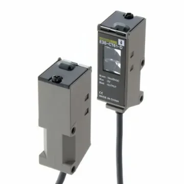Omron Through Beam Photoelectric Sensor, Block Sensor, 30 m Detection Range - E3S-CT61 5M product image