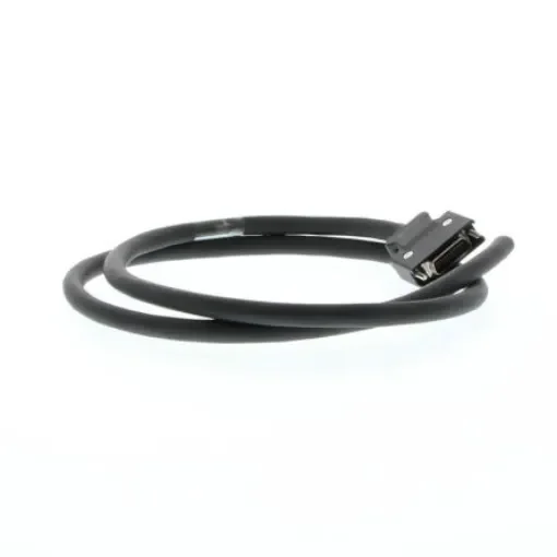 Omron Cable for Use with Servo Motor, 2m Length - R7A-CPB002S product image