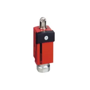Telemecanique Sensors Roller Limit Switch, 2NO/2NC, IP66, IP67, 3P, Plastic Housing, 300V ac Max, 6A Max - XCSD3702P20 product image