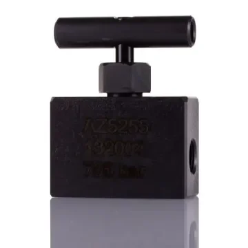 RS PRO Hydraulic Flow Control Valve, NPT 3/8, 700 bar, 2 - 2358213 product image