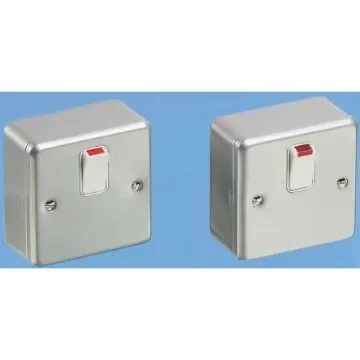 MK Electric Silver Metal Clad Switch, 1 Gang, Metalclad - K5212 ALM product image