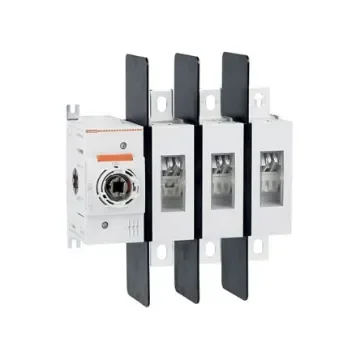 Lovato 3P Pole Screw Mount Switch Disconnector - 630A Maximum Current, 500kW Power Rating - GL0630C1 product image