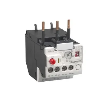 Lovato Thermal Overload Relay, 32 A F.L.C, 45 A Contact Rating, 690 V, 3P, RFE - RFE454500 product image