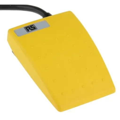RS PRO General Purpose Momentary Foot Switch - Thermoplastic Case Material, SP-CO, 3 A Contact Current, 250V Contact - 2512224 product image
