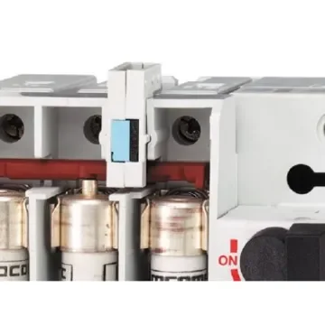 Socomec Auxiliary Contact, 2 Contact, NO/NC, Wall Mount, 3994 FUSERBLOC - 39940410 product image