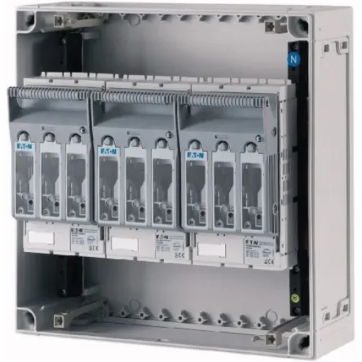 xEnergy Safety Ci Distribution Board Enclosure, 3 Way, 630 A - 194576 CI44-S60-630/3-3XNH00 product image
