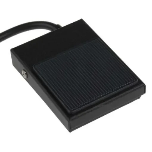 RS PRO General Purpose Momentary Foot Switch - Mild Steel Case Material, SP-CO, 3 A Contact Current, 250V Contact - 2542348 product image