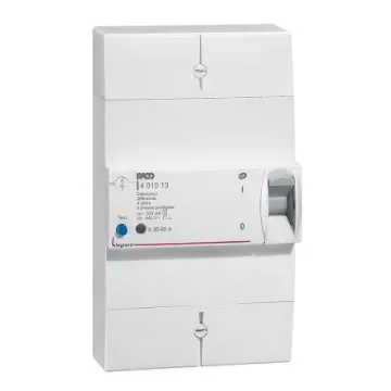 Legrand Circuit Breaker - 4 Pole 440V Voltage Rating Screw Mount, 60A Current Rating - 401013 product image