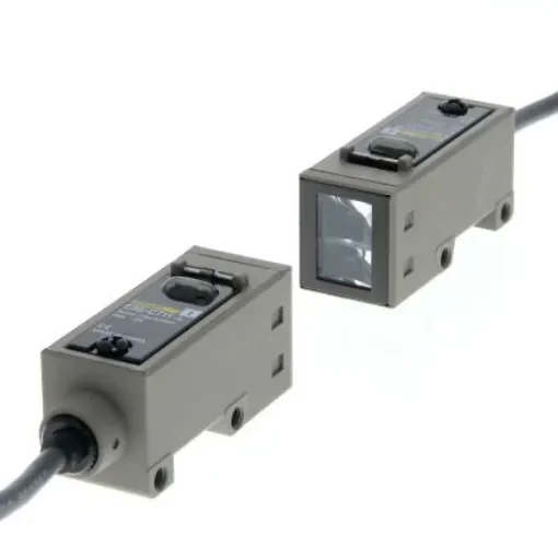Omron Through Beam Photoelectric Sensor, Block Sensor, 30000 mm Detection Range - E3S-CT11 2M product image