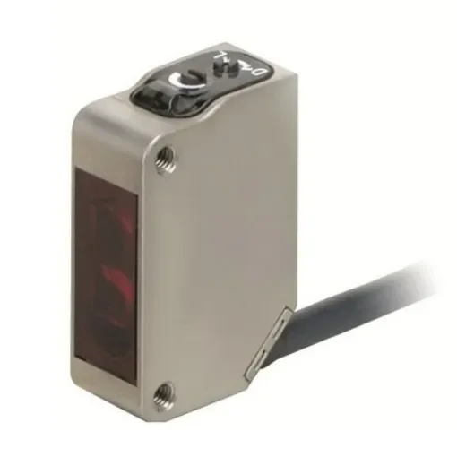 Omron Through Beam Photoelectric Sensor, Rectangular Sensor, 15000 mm Detection Range - E3ZM-T81-D 5M product image