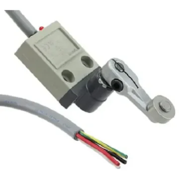 Omron Roller Lever Limit Switch, CO, IP67, SPDT, Metal Housing, 30V ac Max, 4A Max - D4C-3224 product image