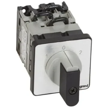 Legrand, 3P 3 Position 45°, 690V (Volts), 16A - 0 274 32 product image