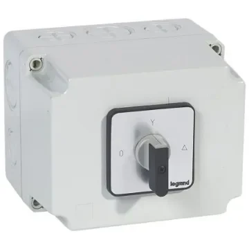 Legrand 3 Position 90°, 690V (Volts), 50A - 0 277 85 product image