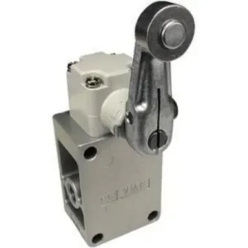 SMC Roller Lever Mechanical Valve Mechanical Valve VM800 Series, G 1/8, 1/8in, Series VM100-800 - EVM830-F01-13 product image