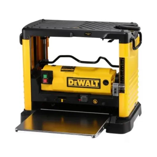 DeWALT DW733-QS Corded 1800W Planer, Euro Plug product image