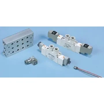 SMC 5/2 Pneumatic Solenoid Valve - Solenoid/Pilot SY5000 Series 24V dc - SY5120-5LOU-C8F-Q product image