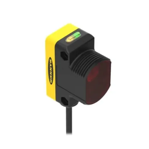 Banner Proximity Photoelectric Sensor, Rectangular Sensor, 300 mm Detection Range - QS30AF product image