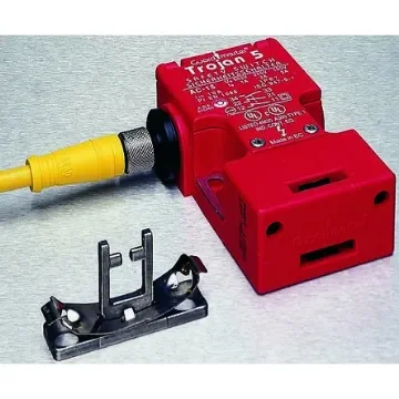 Allen Bradley Guardmaster 440K Safety Interlock Switch, 2NC, Keyed Actuator Included, Glass Filled PBT - 440K-T11132 product image