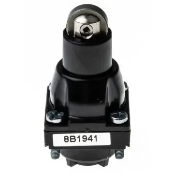 Telemecanique Sensors OsiSense XC Series Limit Switch - ZCKD02 product image