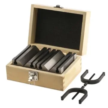 RS PRO Chrome Steel Screw Clamping V-Block, 63.6mm Capacity - 4601102 product image