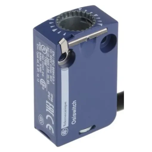 Telemecanique Sensors OsiSense XC Series Limit Switch, NO/NC, DP, Zinc Alloy Housing, 240V ac Max, 1.5A Max - ZCMD21L5 product image