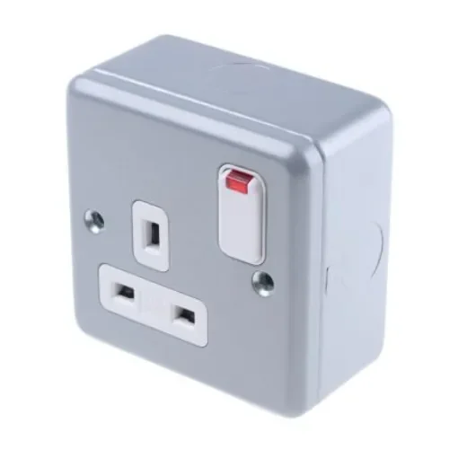 MK Electric Black 1 Gang Plug Socket, 13A, Type G - British - K2477ALM product image