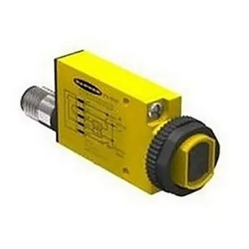 Banner Convergent Photoelectric Sensor, Block Sensor, 43 mm Detection Range - SM312C2QD product image