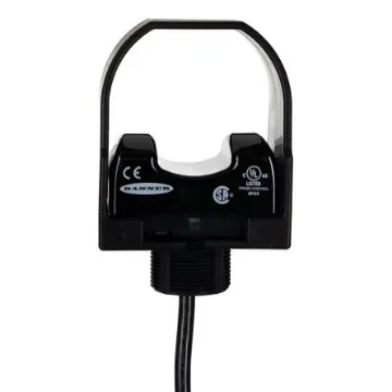 Banner OTB Series Illuminated Push Button, Momentary, Panel Mount, SPDT, 30V ac/dc, IP66 - OTBVR81 product image