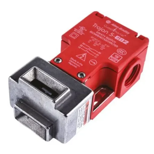 Allen Bradley Guardmaster 440K Safety Interlock Switch, 2NC/1NO, Keyed Actuator Included, Glass Filled PBT - 440K-T11339 product image