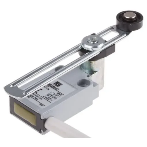 RS PRO Adjustable Roller Lever Limit Switch, NO/NC, IP67, DPST, Die Cast Zinc Housing, 240V ac Max, 5A Max - 9026935 product image