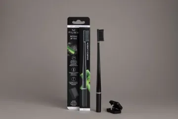 Piuma Care - Perfect Black Whitening Toothbrush - FS010002F003 product image