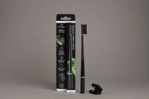 Piuma Care - Perfect Black Whitening Toothbrush - FS010002F003 product image