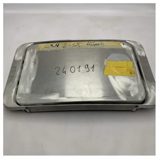 <div>NEMO High-Quality Vertical Convex Aluminum Access Hatch for Marine Applications - 376 x 680 mm</div> product image